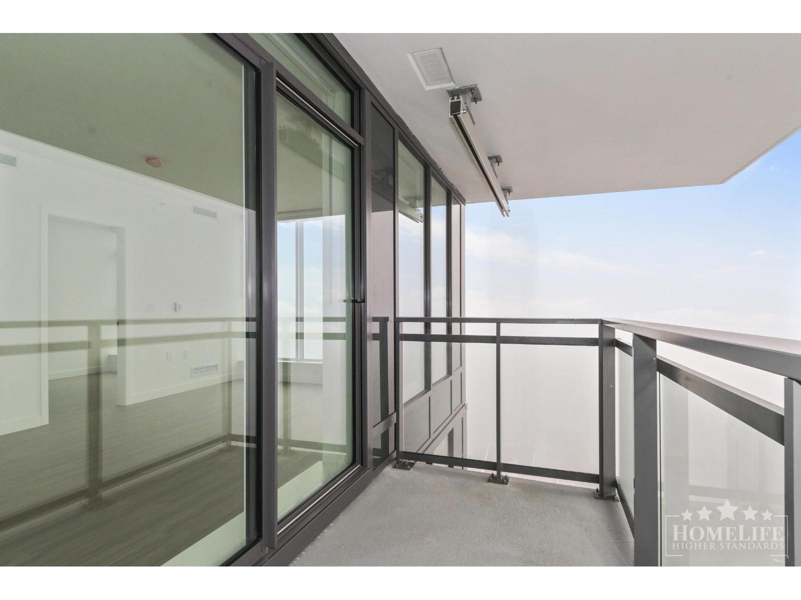 2908 13675 107A Avenue, Surrey, BC - Outdoor With Balcony With Exterior