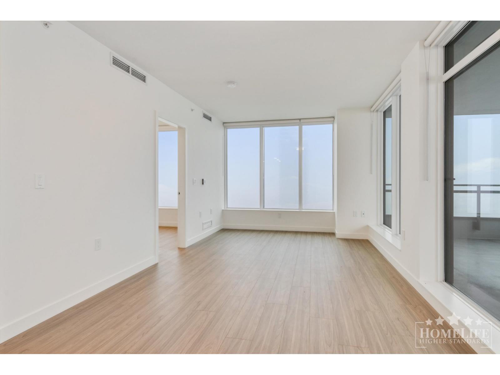 2908 13675 107A Avenue, Surrey, BC - Indoor Photo Showing Other Room