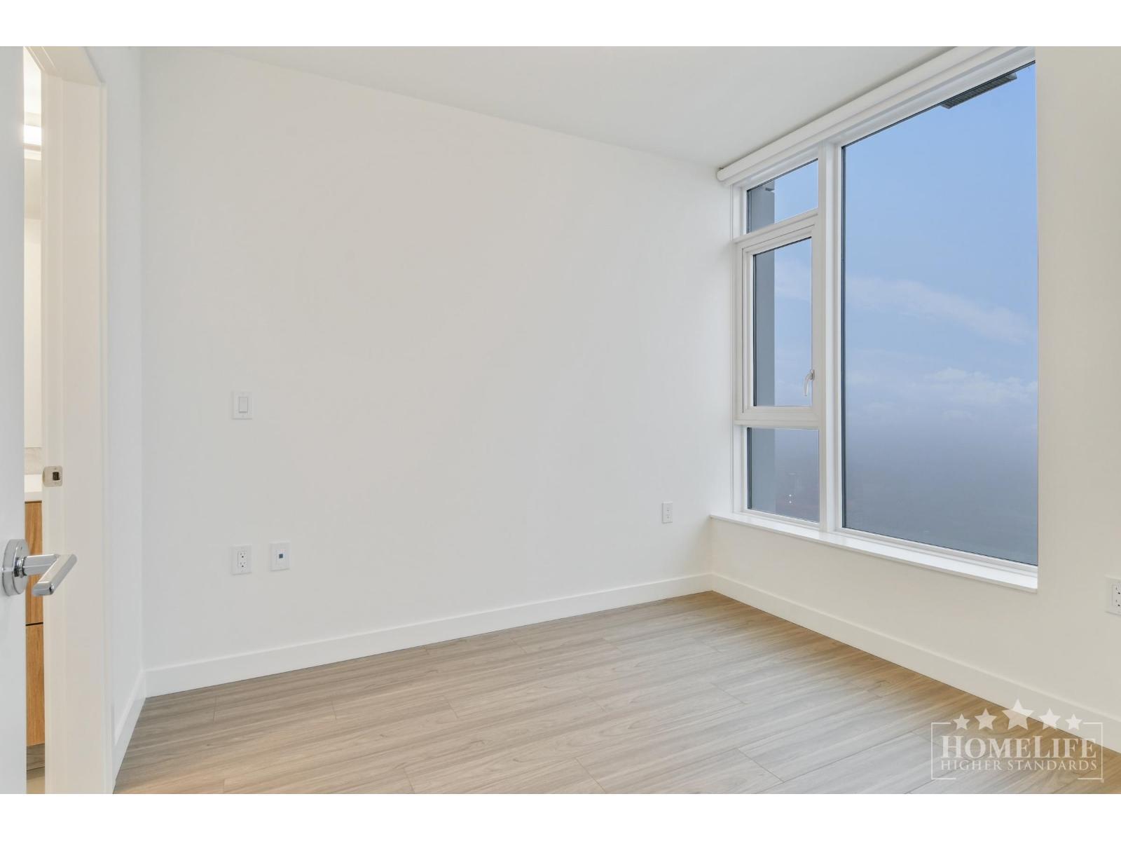 2908 13675 107A Avenue, Surrey, BC - Indoor Photo Showing Other Room