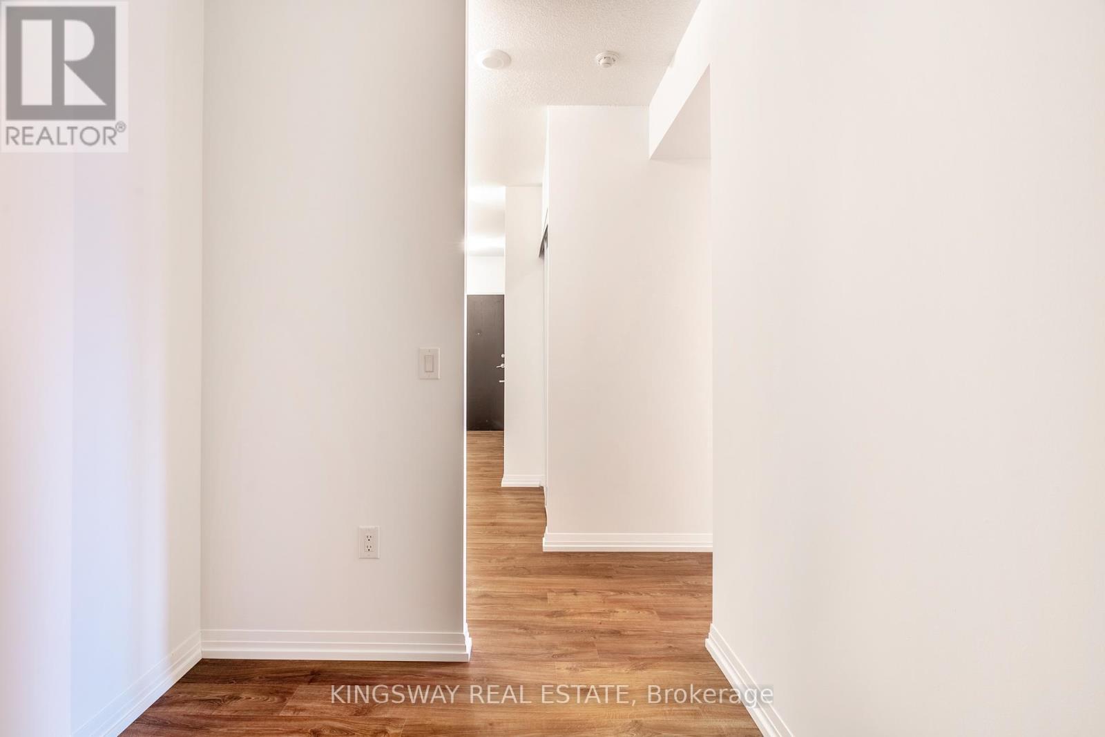 25 Cole Street, Toronto, ON - Indoor Photo Showing Other Room