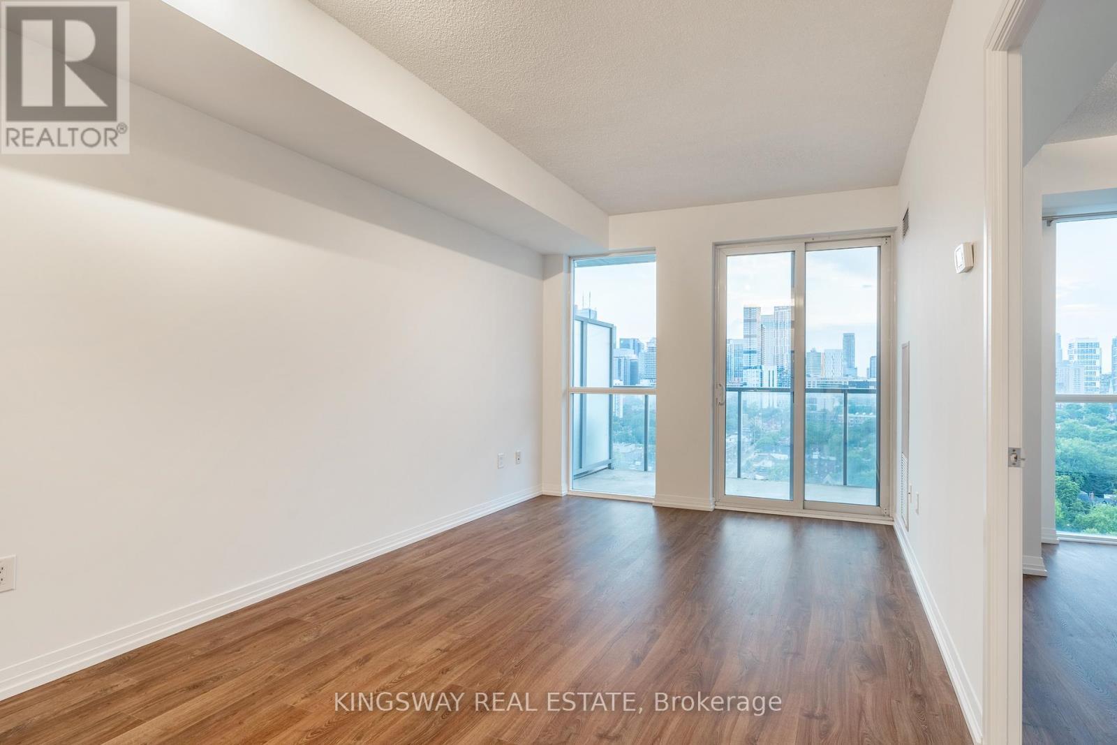 25 Cole Street, Toronto, ON - Indoor Photo Showing Other Room