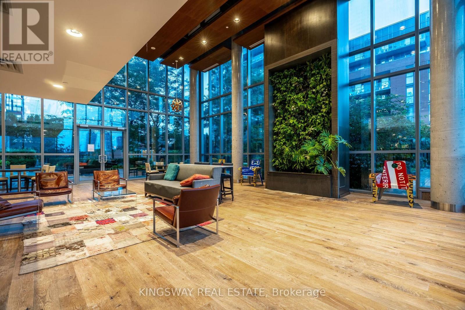 25 Cole Street, Toronto, ON -