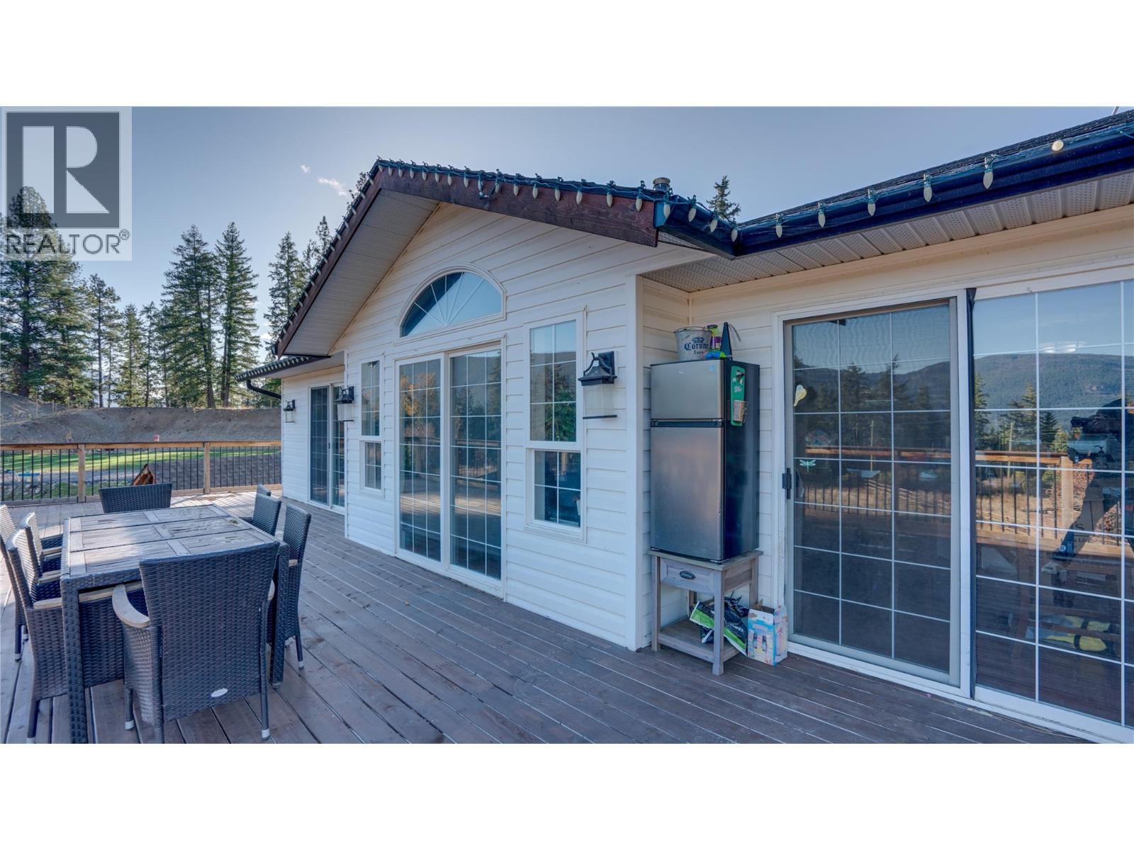 2086 Yankee Flats Road, Salmon Arm, BC - Outdoor With Deck Patio Veranda