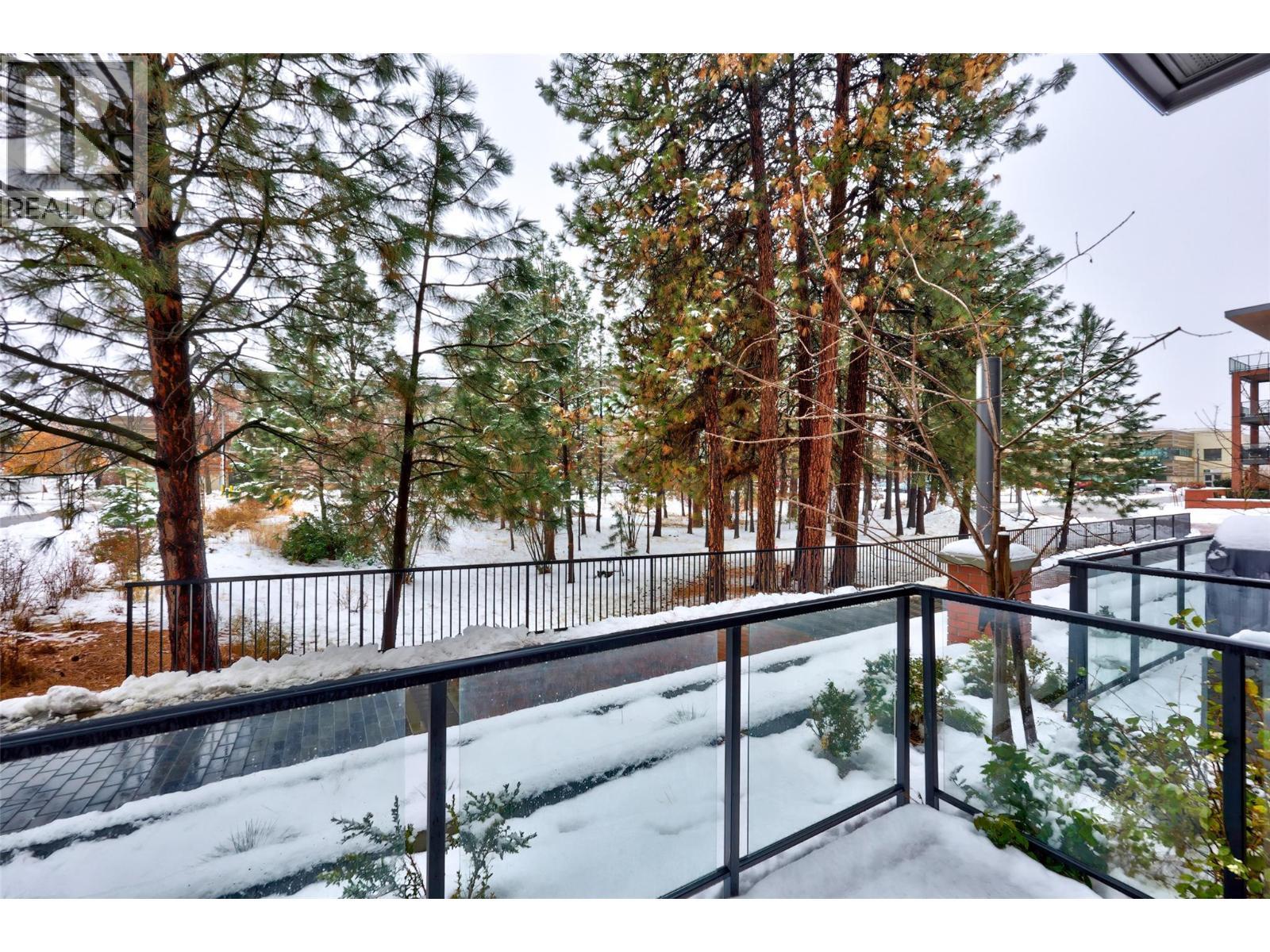 875 University Drive Unit# 105, Kamloops, BC - Outdoor