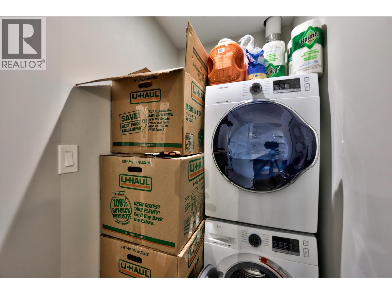 875 University Drive Unit# 105, Kamloops, BC - Indoor Photo Showing Laundry Room