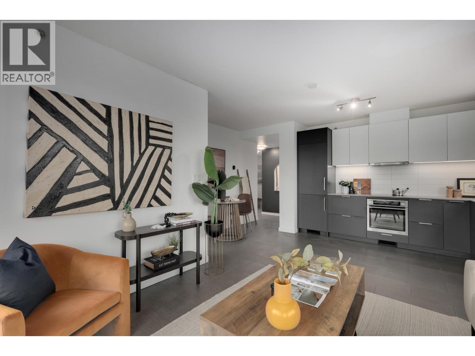 1102 66 W Cordova Street, Vancouver, BC - Indoor