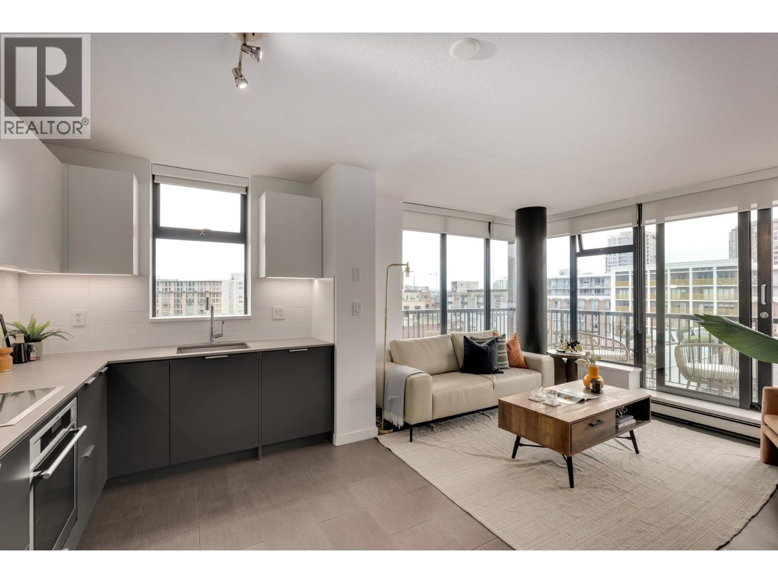 1102 66 W Cordova Street, Vancouver, BC - Indoor