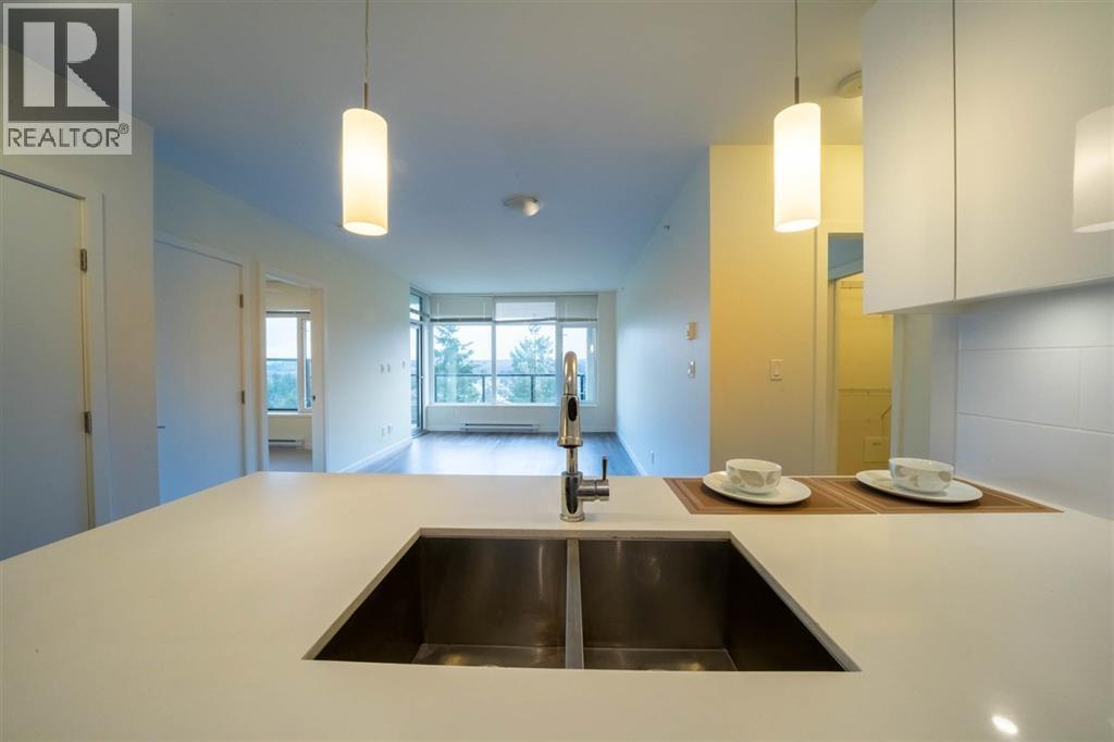 1905 3080 Lincoln Avenue, Coquitlam, BC - Indoor Photo Showing Kitchen