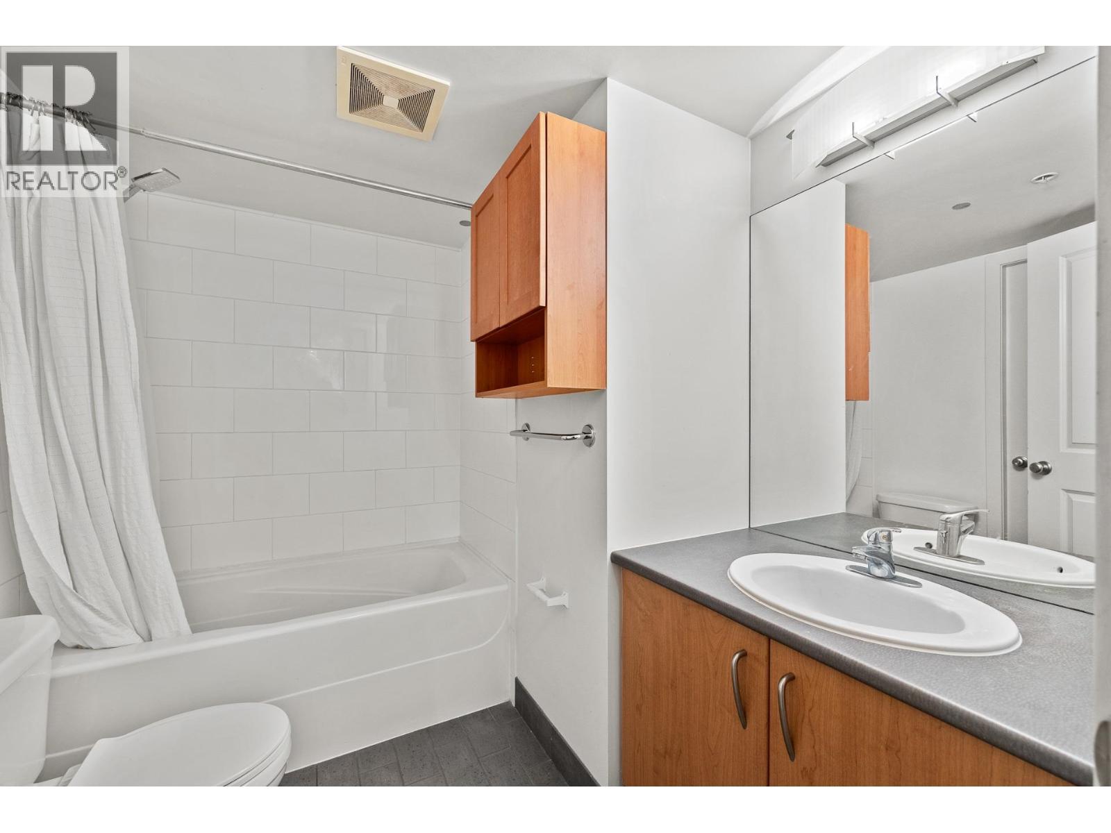 1804 1295 Richards Street, Vancouver, BC - Indoor Photo Showing Bathroom