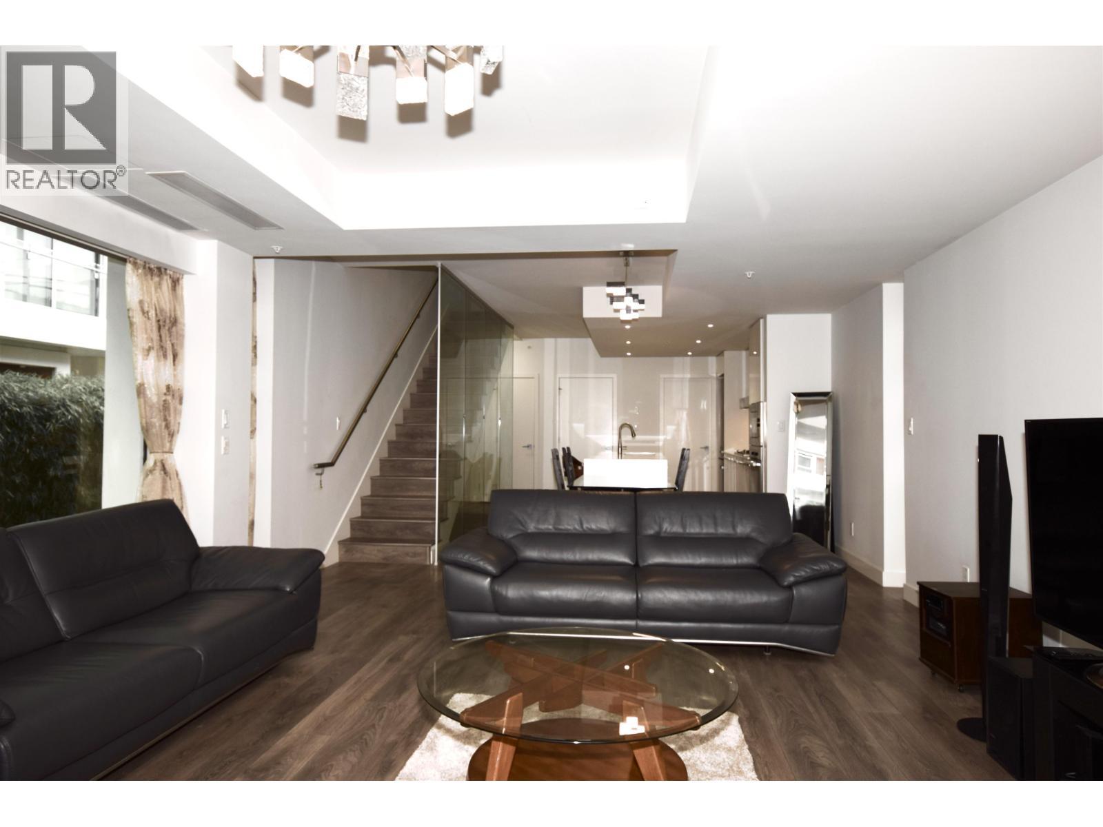 759 W 41St Avenue, Vancouver, BC - Indoor Photo Showing Living Room