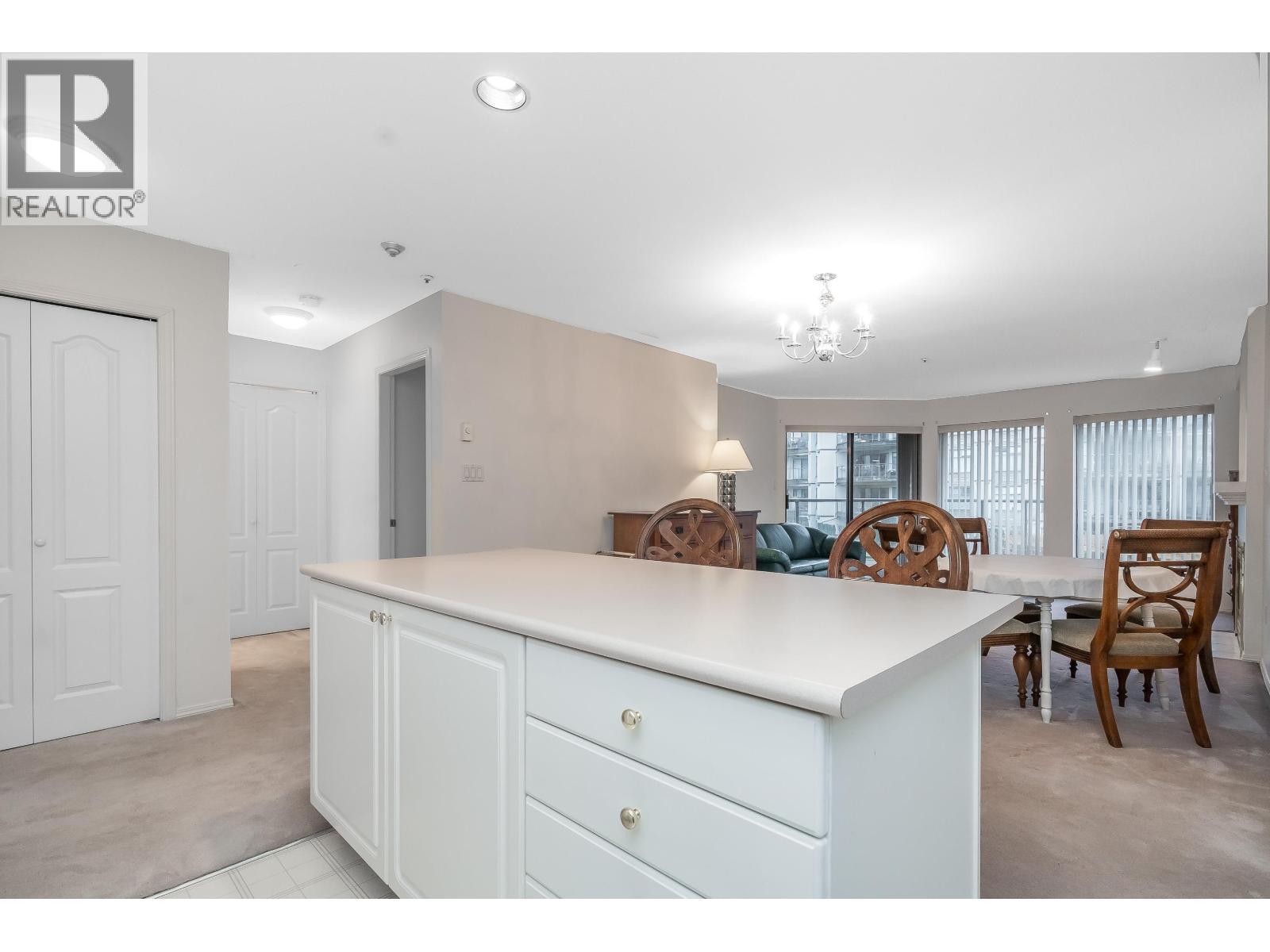 208 2968 Burlington Drive, Coquitlam, BC - Indoor