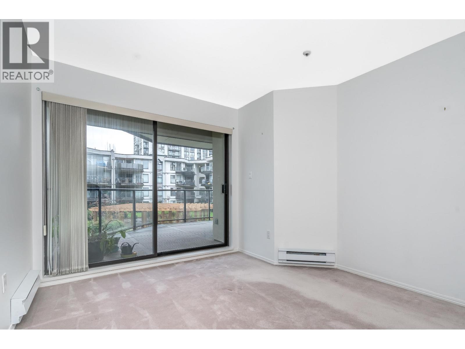 208 2968 Burlington Drive, Coquitlam, BC - Indoor Photo Showing Other Room