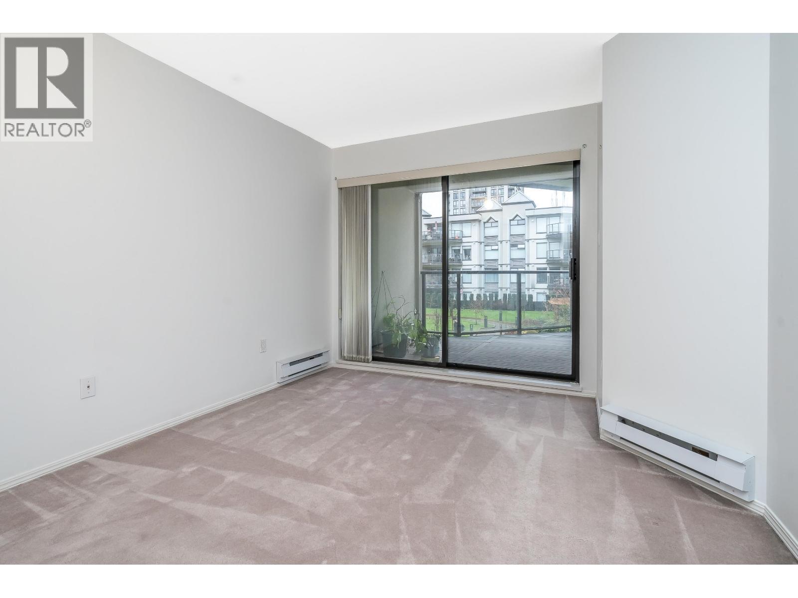 208 2968 Burlington Drive, Coquitlam, BC - Indoor Photo Showing Other Room