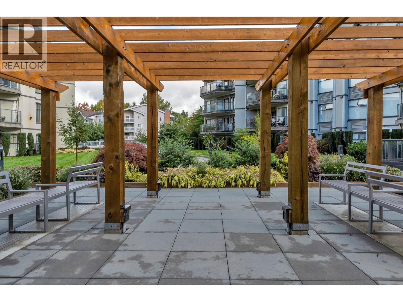 208 2968 Burlington Drive, Coquitlam, BC - Outdoor