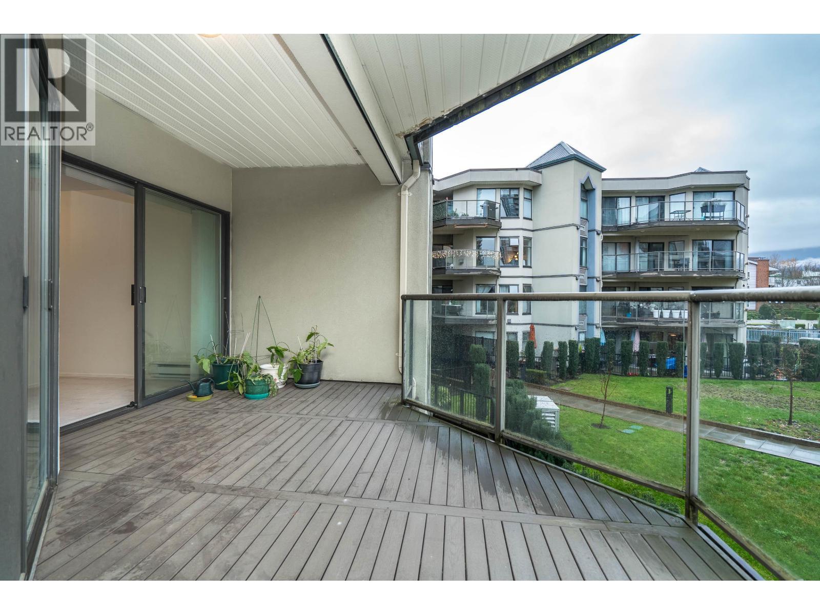 208 2968 Burlington Drive, Coquitlam, BC - Outdoor With Exterior