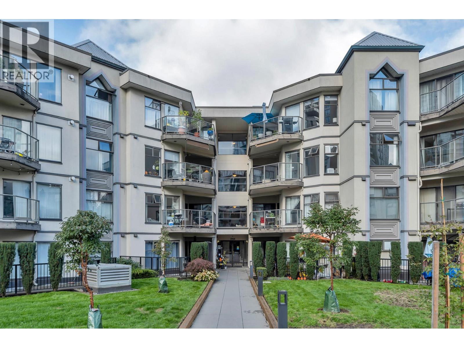 208 2968 Burlington Drive, Coquitlam, BC - Outdoor With Facade