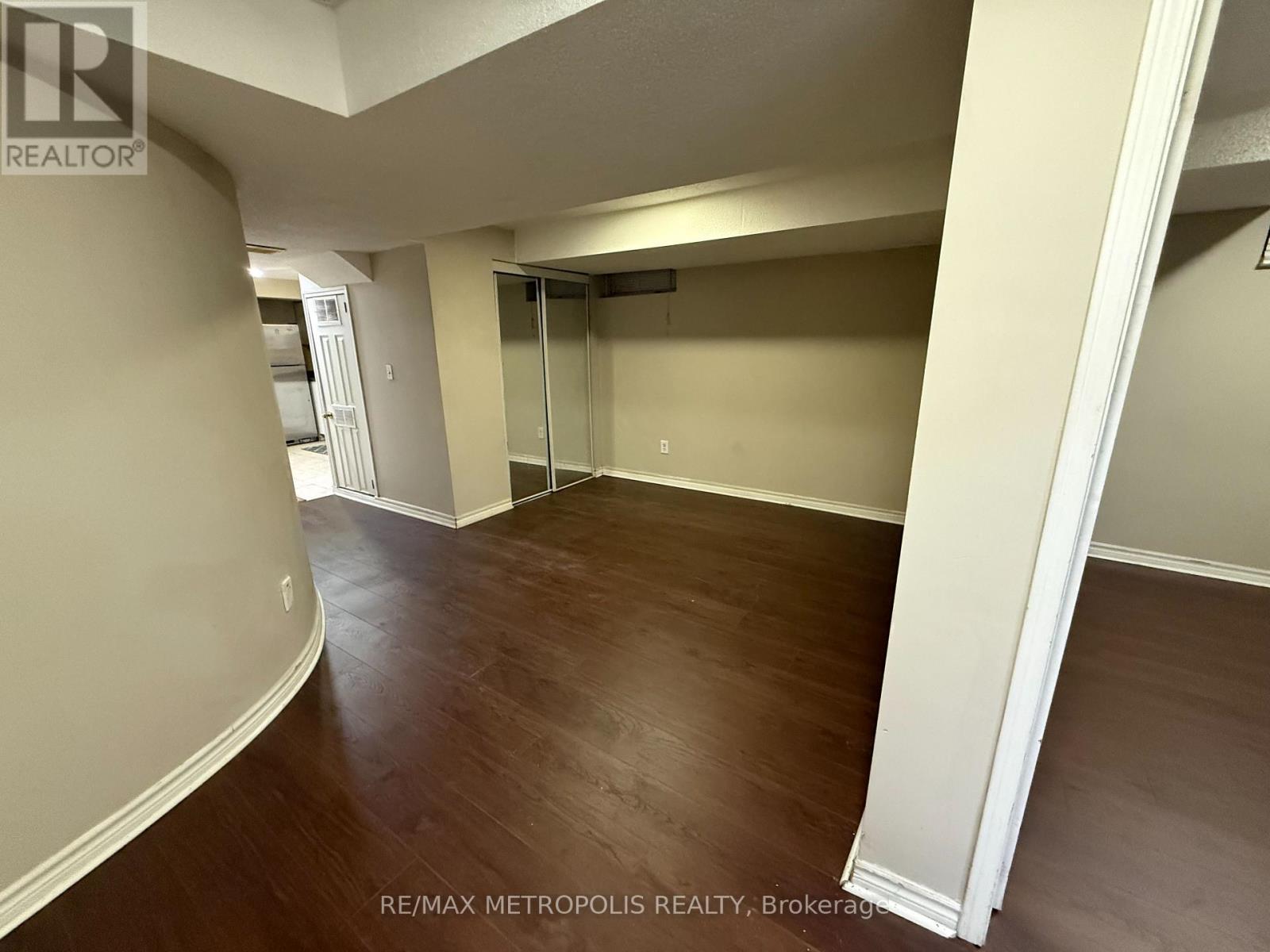 Bsmt - 106 Marydale Avenue, Markham, ON - Indoor Photo Showing Other Room