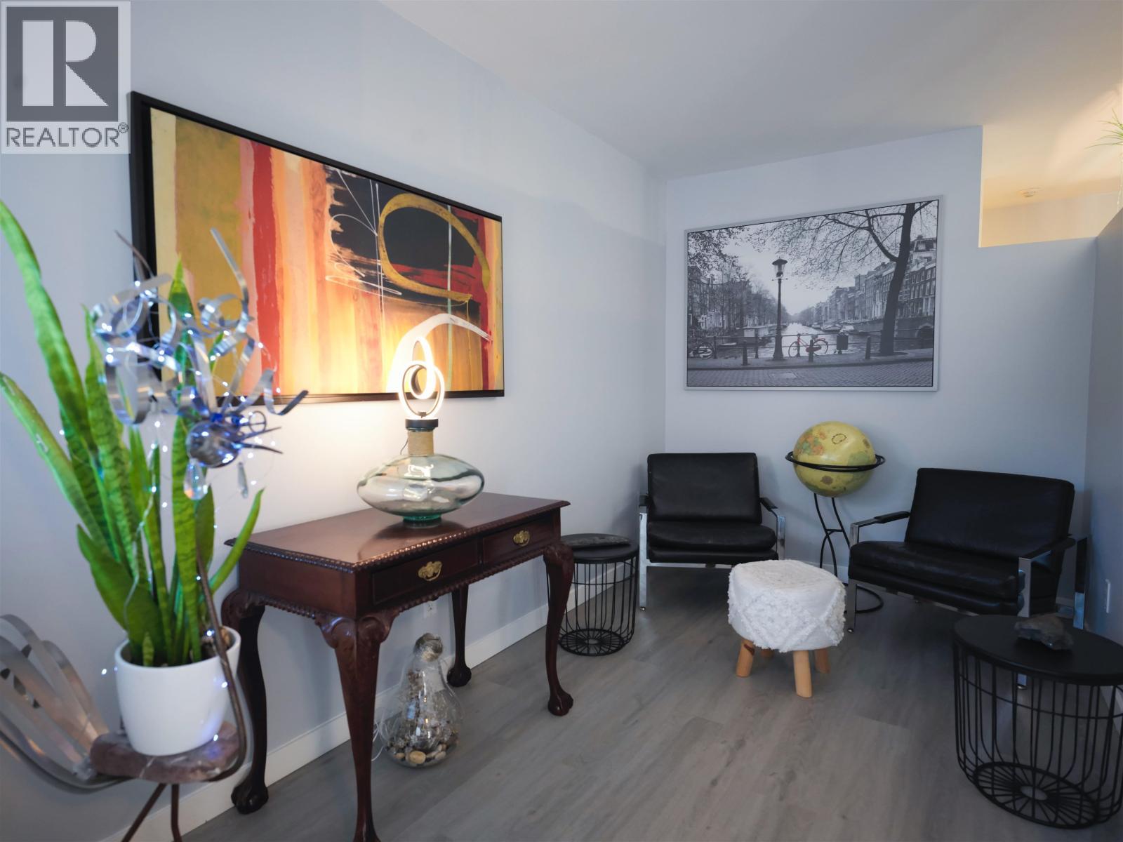 204 1550 Mariner Walk, Vancouver, BC - Indoor Photo Showing Other Room