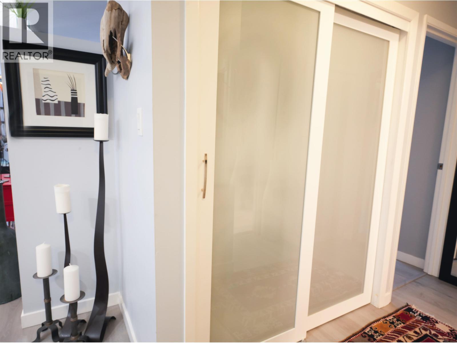 204 1550 Mariner Walk, Vancouver, BC - Indoor Photo Showing Other Room