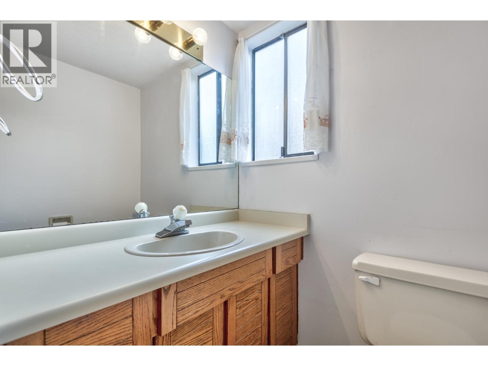 5202 Hollywood Drive, Richmond, BC - Indoor Photo Showing Bathroom
