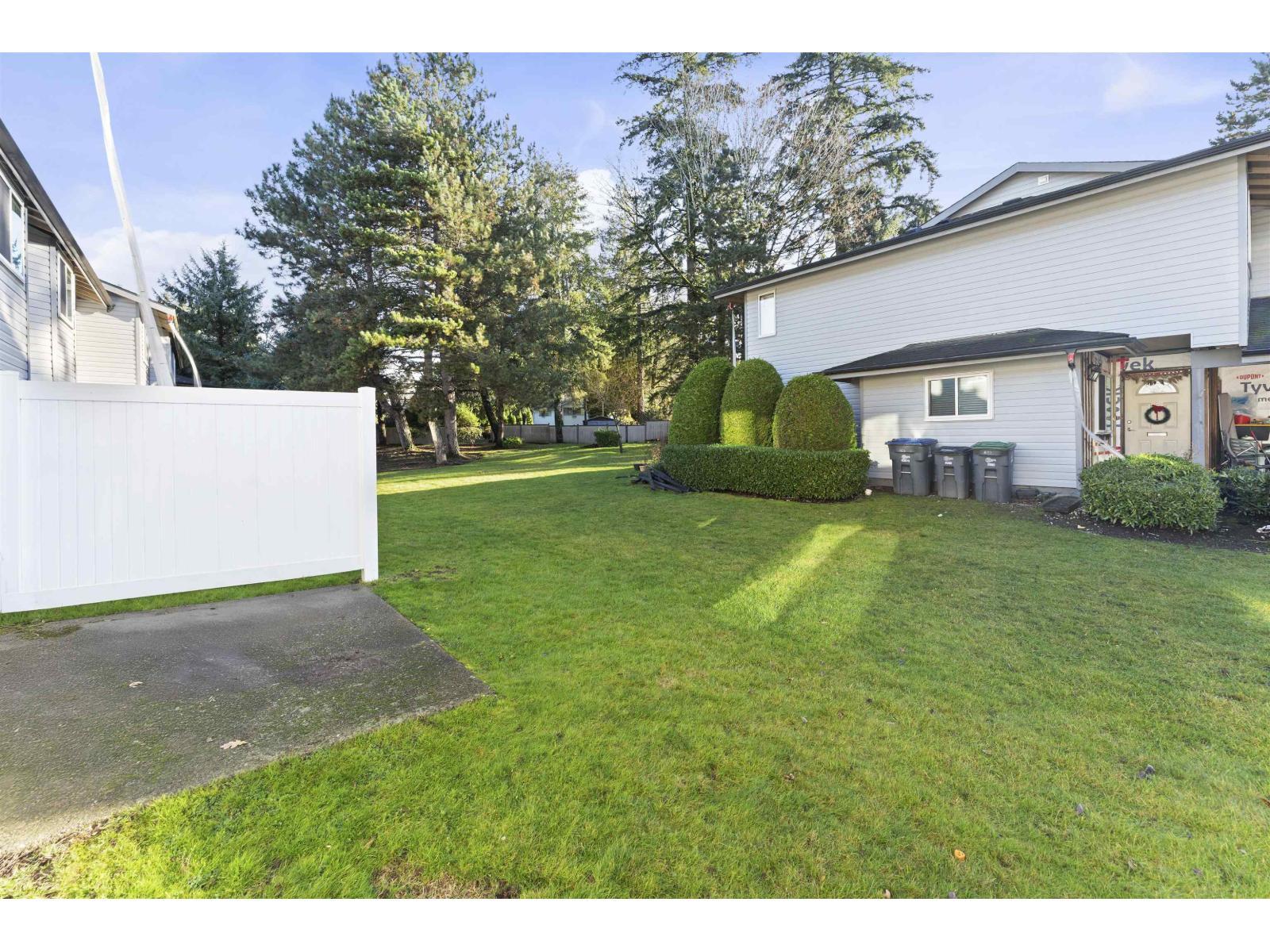 164 7261 140 Street, Surrey, BC - Outdoor