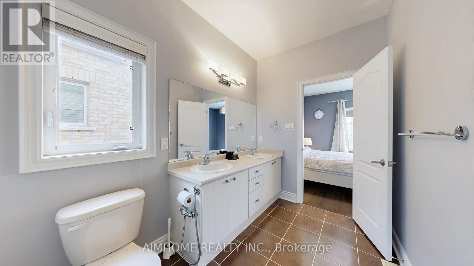 18 Bristlewood Crescent, Vaughan, ON - Indoor Photo Showing Bathroom