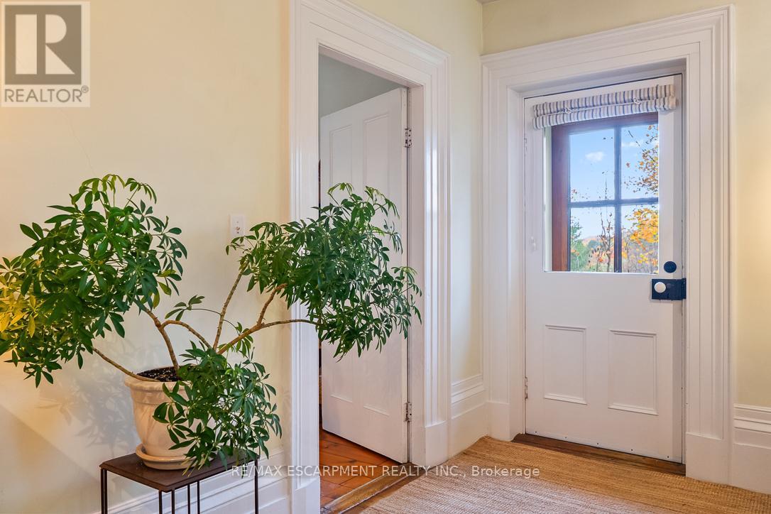 5672 Cedar Springs Road, Burlington, ON