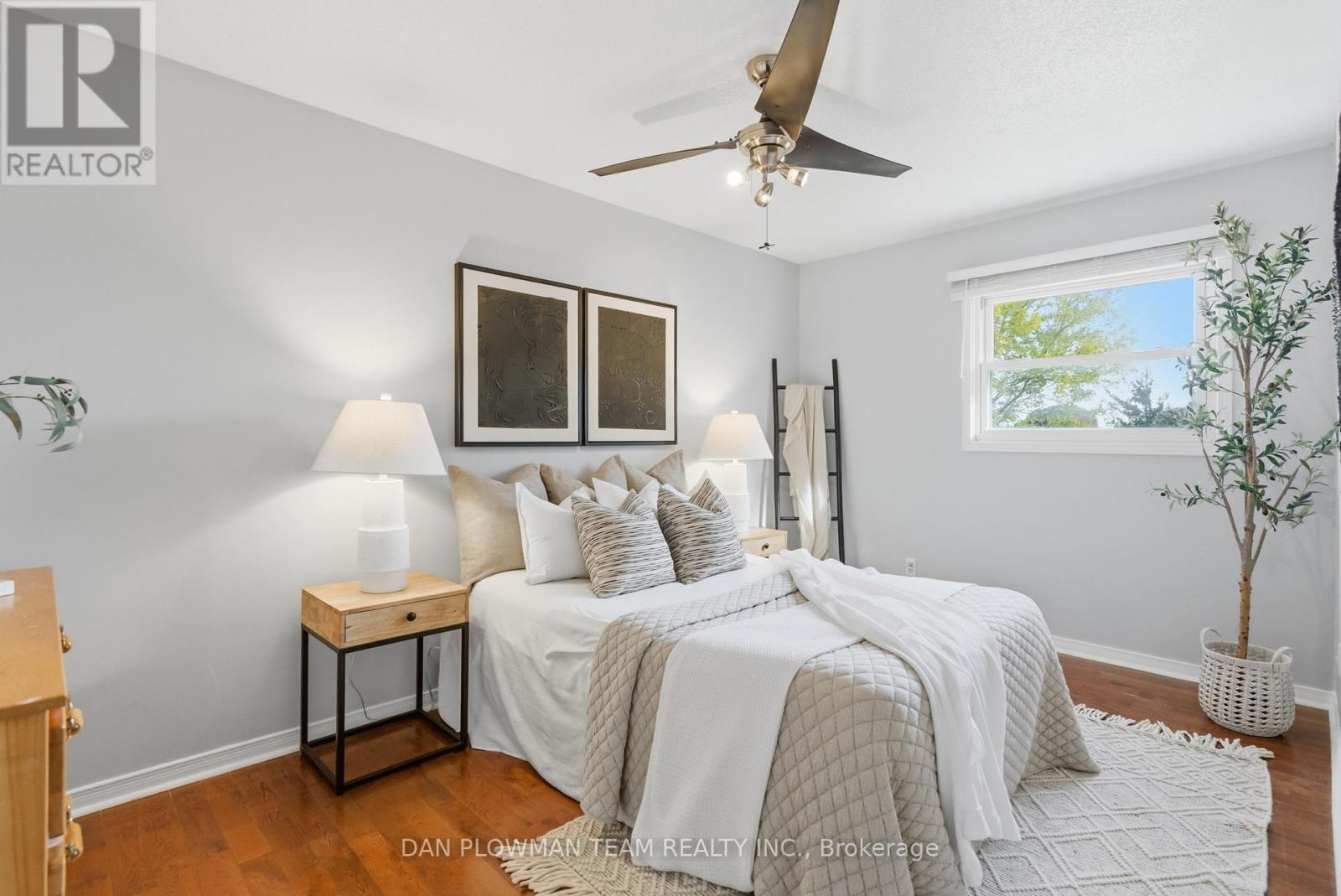 312 Sheffield Court, Oshawa, ON - Indoor Photo Showing Bedroom