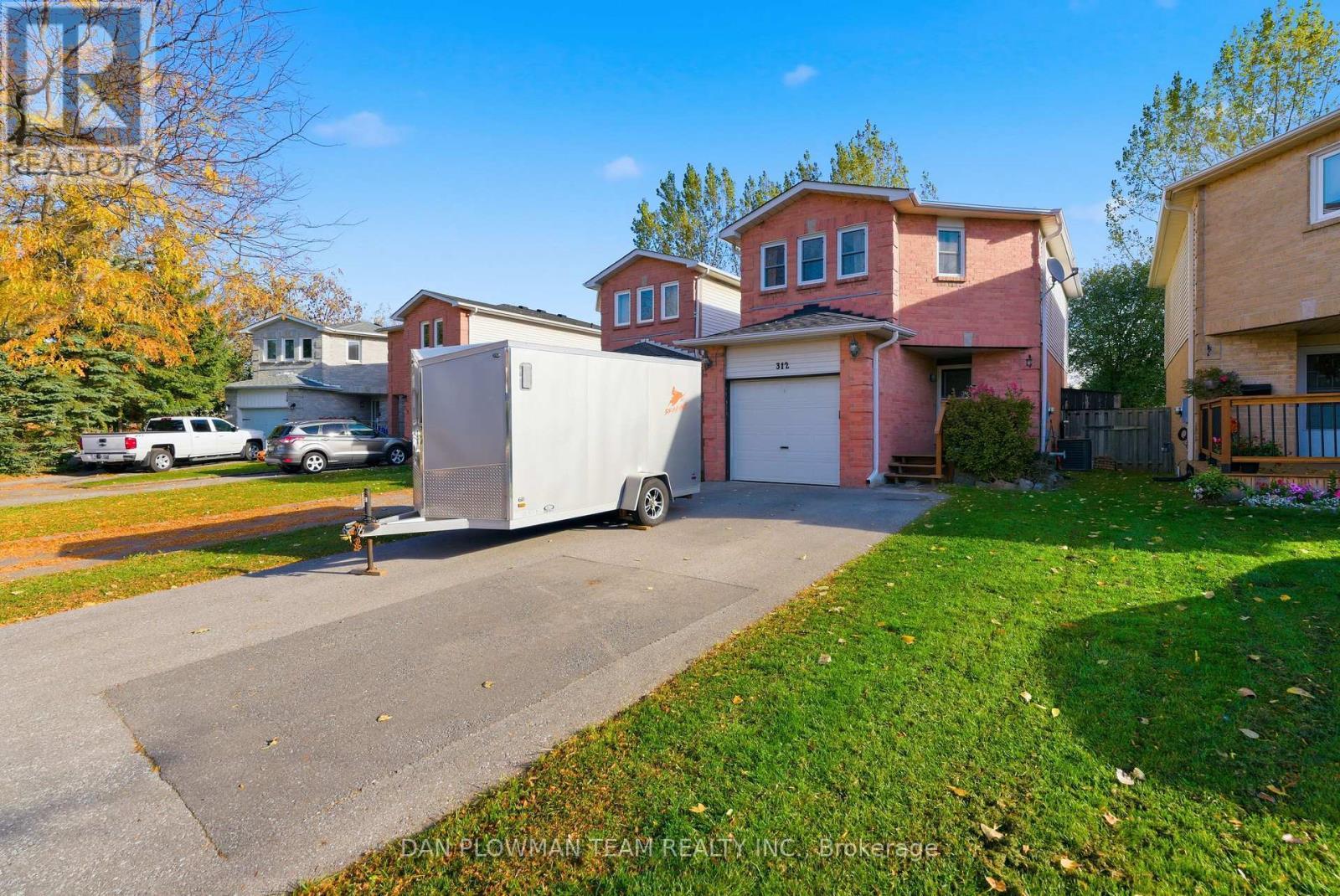 312 Sheffield Court, Oshawa, ON - Outdoor