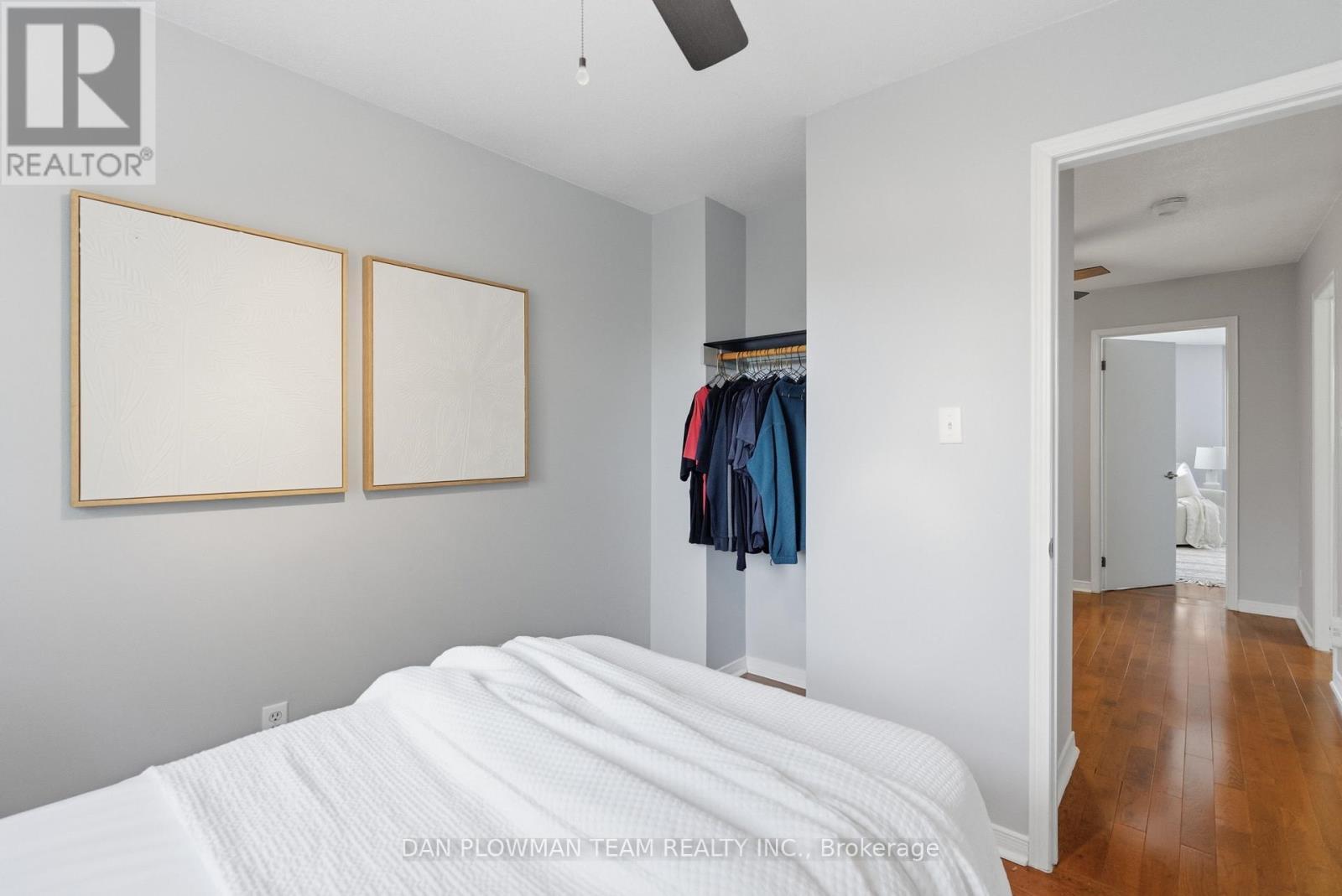 312 Sheffield Court, Oshawa, ON - Indoor Photo Showing Bedroom