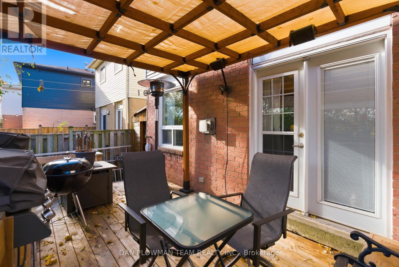 312 Sheffield Court, Oshawa, ON - With Exterior