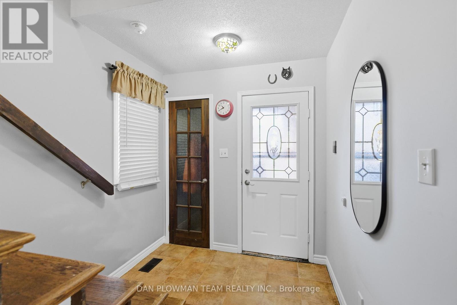 312 Sheffield Court, Oshawa, ON - Indoor Photo Showing Other Room