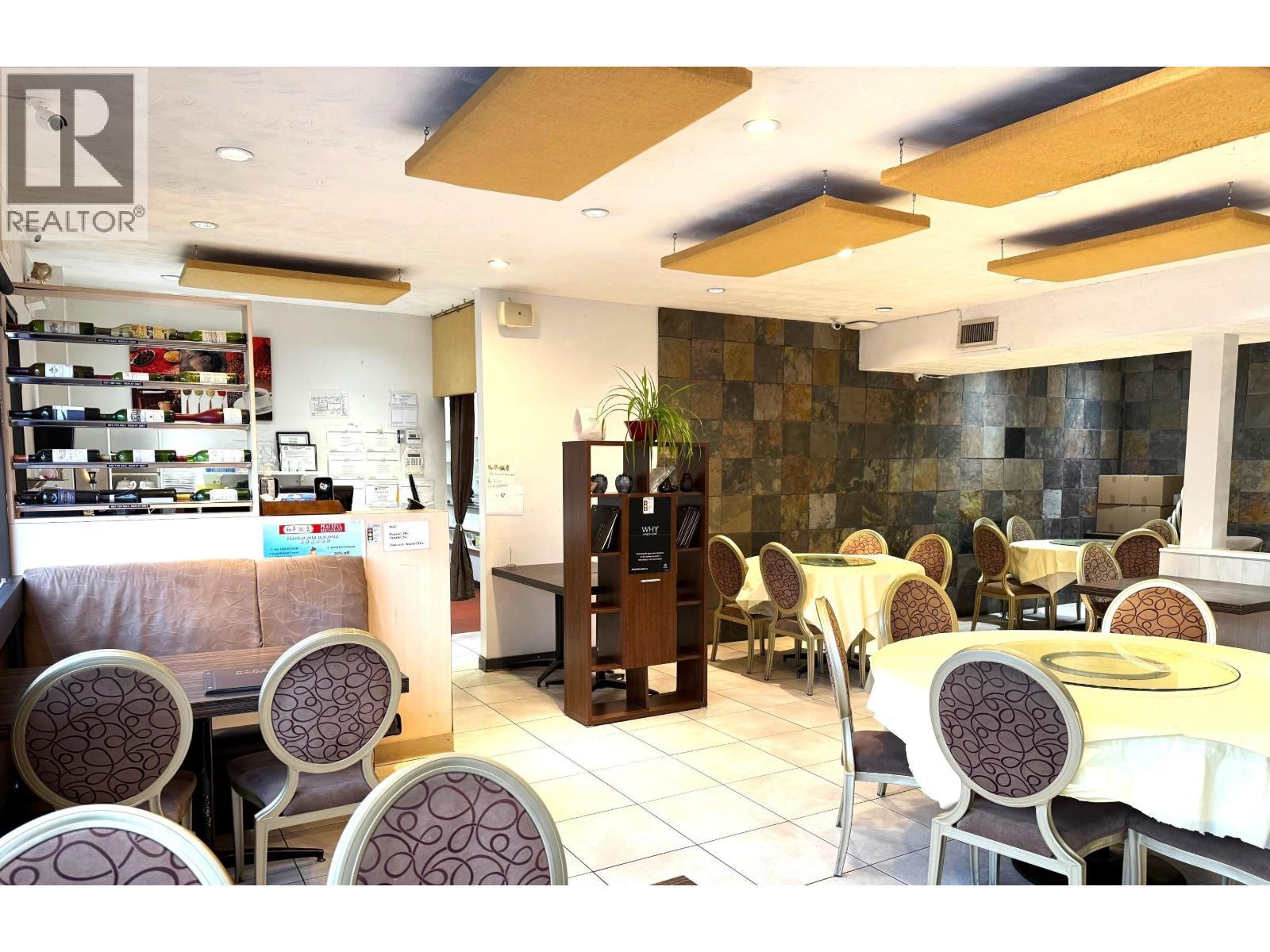 110 2188 No 5 Road, Richmond, BC