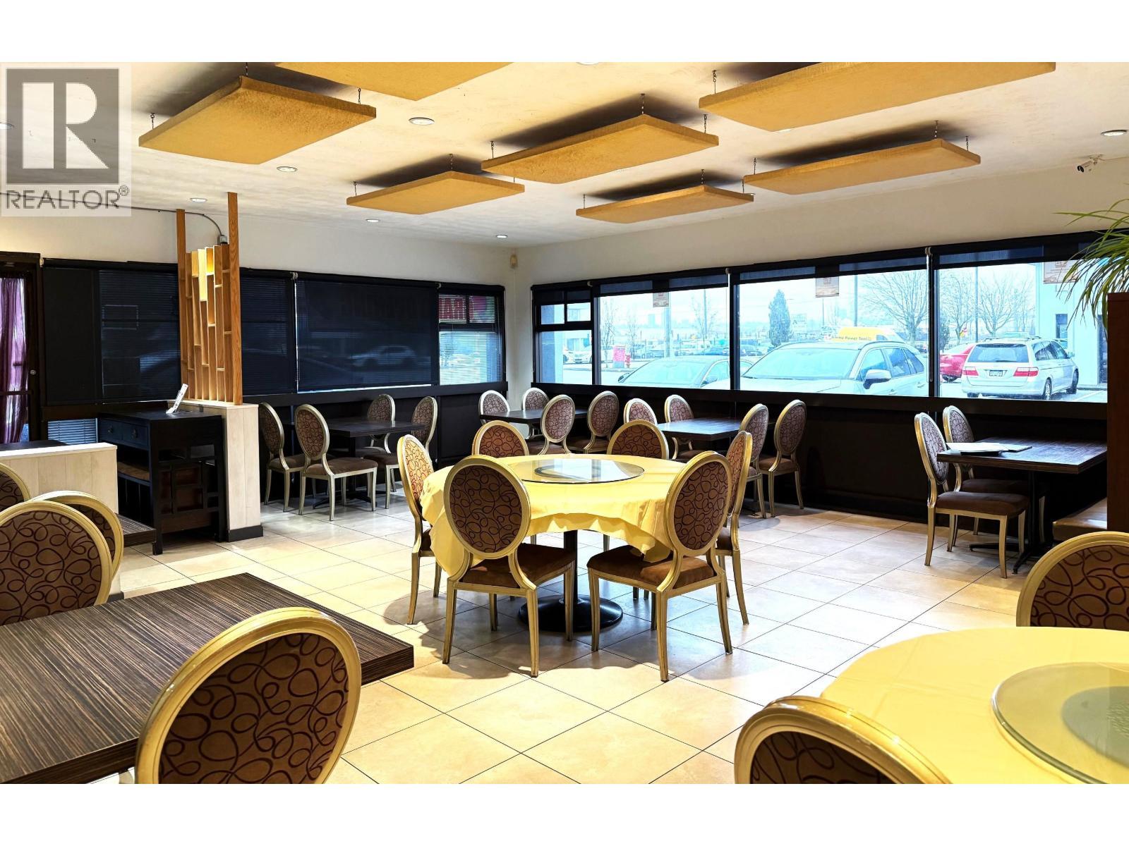 110 2188 No 5 Road, Richmond, BC