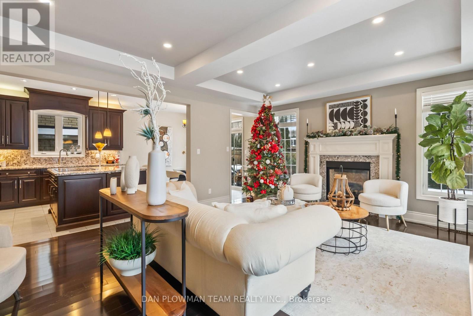 3 Serene Court, Whitby, ON - Indoor Photo Showing Living Room With Fireplace