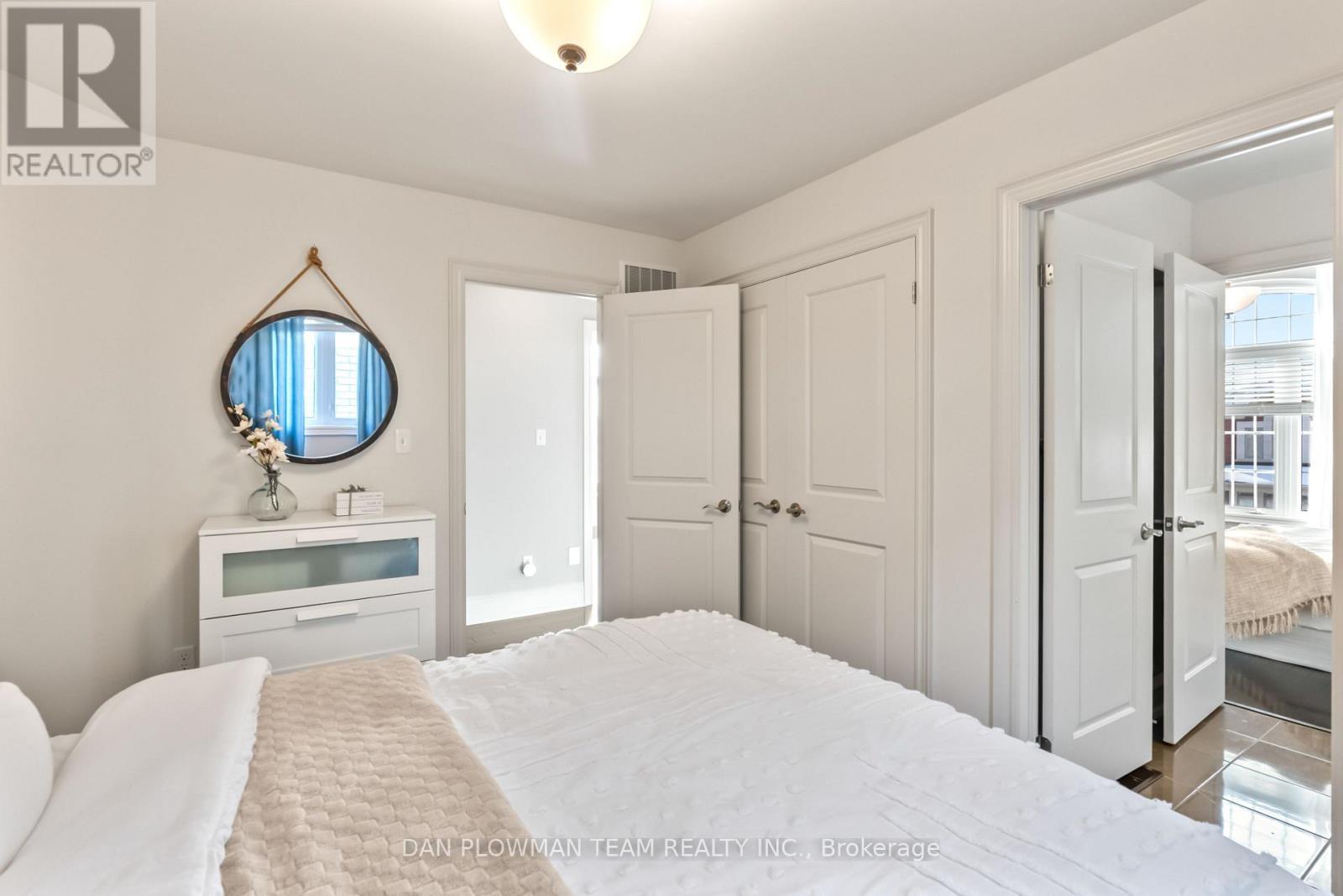 3 Serene Court, Whitby, ON - Indoor Photo Showing Bedroom
