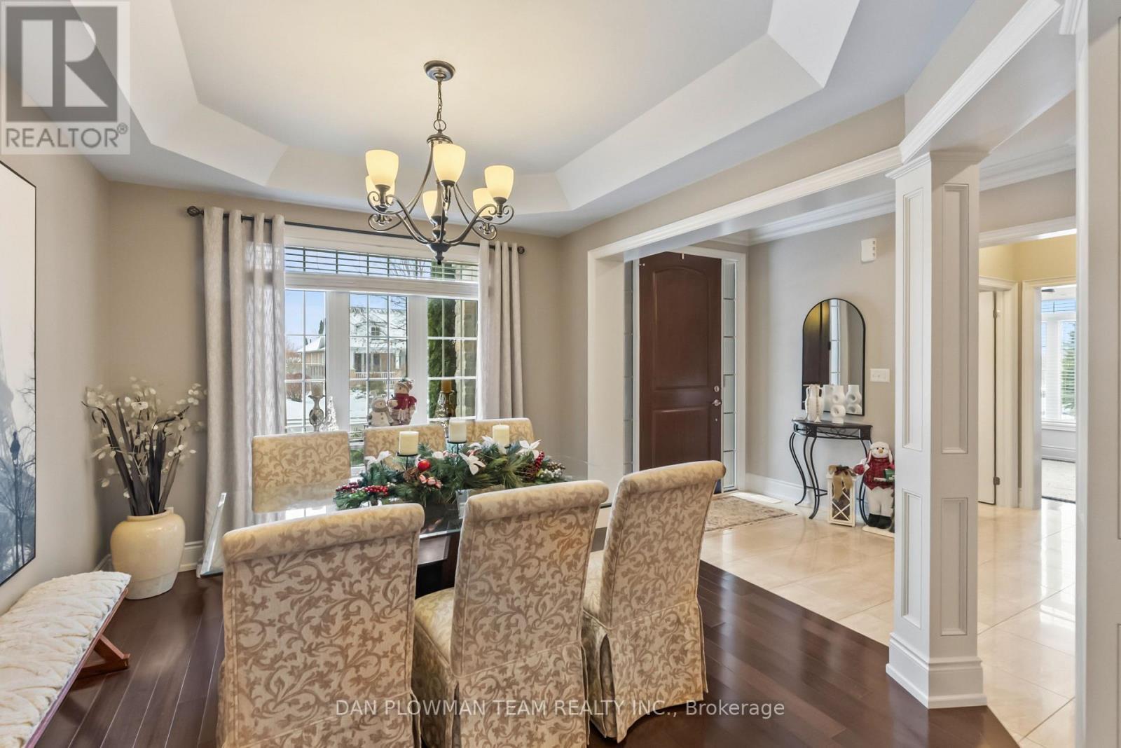 3 Serene Court, Whitby, ON - Indoor Photo Showing Dining Room