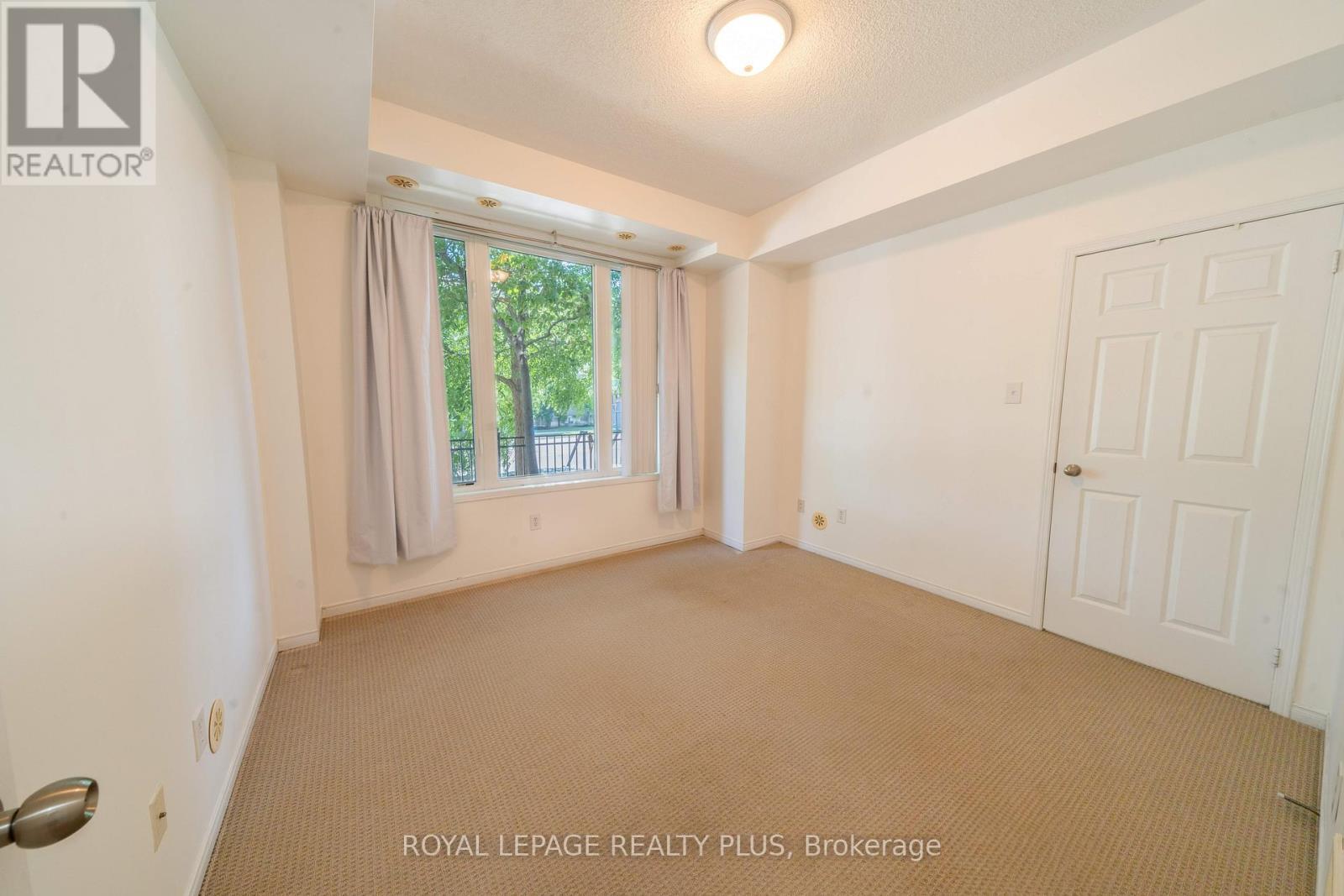 5 - 3015 Destination Drive, Mississauga, ON - Indoor Photo Showing Other Room