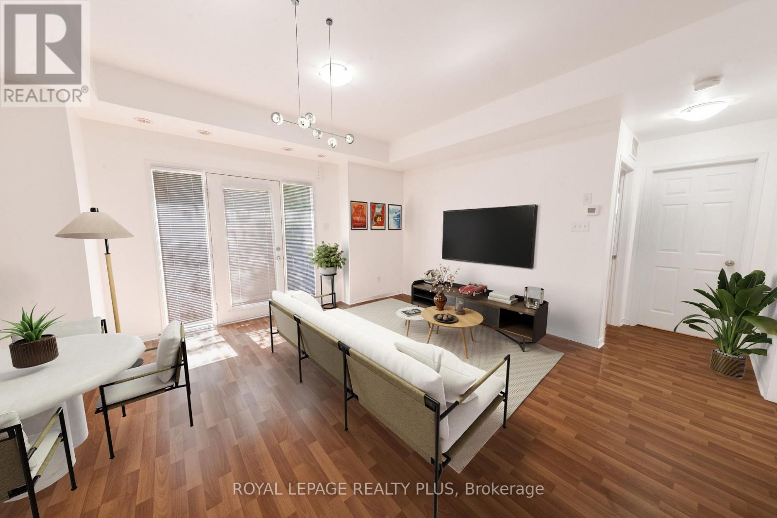 5 - 3015 Destination Drive, Mississauga, ON - Indoor Photo Showing Other Room