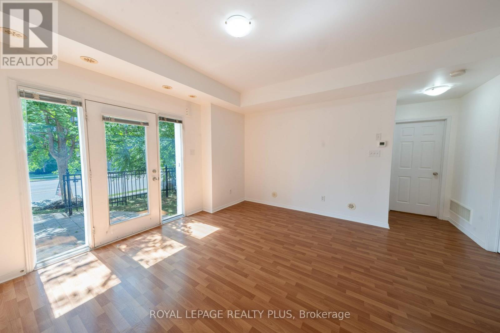 5 - 3015 Destination Drive, Mississauga, ON - Indoor Photo Showing Other Room