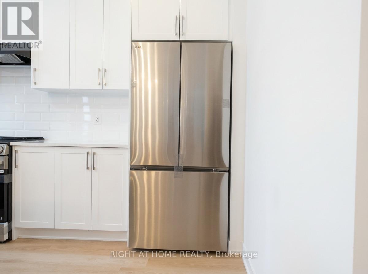 425 Mortar Terrace, Ottawa, ON - Indoor Photo Showing Kitchen