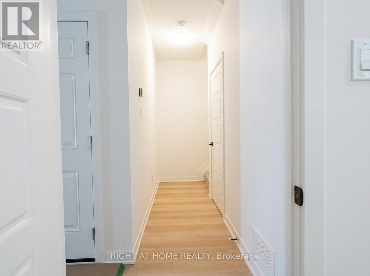 425 Mortar Terrace, Ottawa, ON - Indoor Photo Showing Other Room