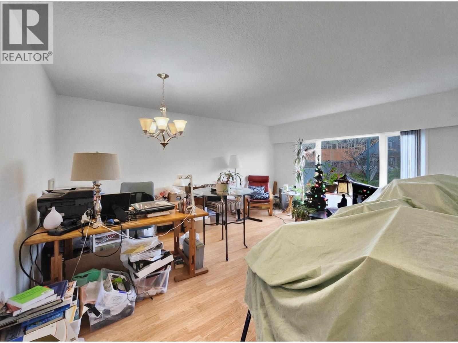 1621 Adanac Street, Vancouver, BC - Indoor
