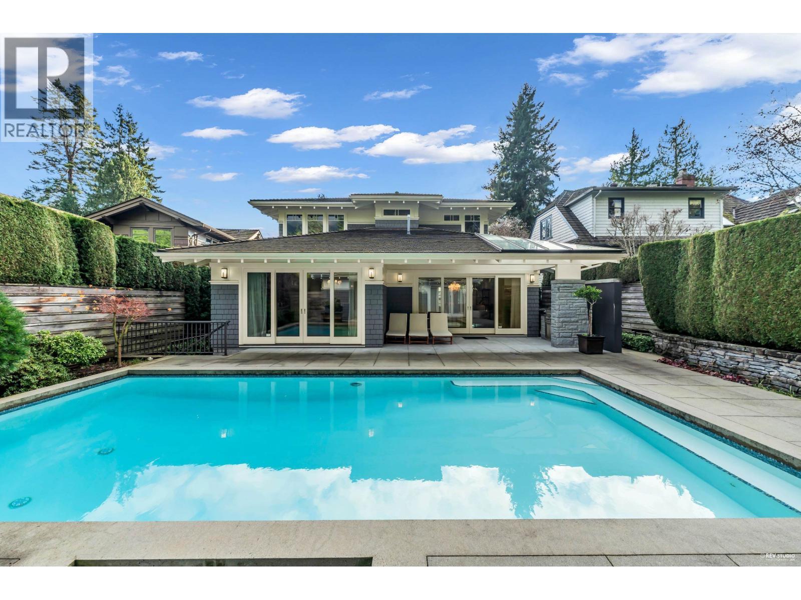 4358 Erwin Drive, West Vancouver, BC - Outdoor With In Ground Pool With Backyard
