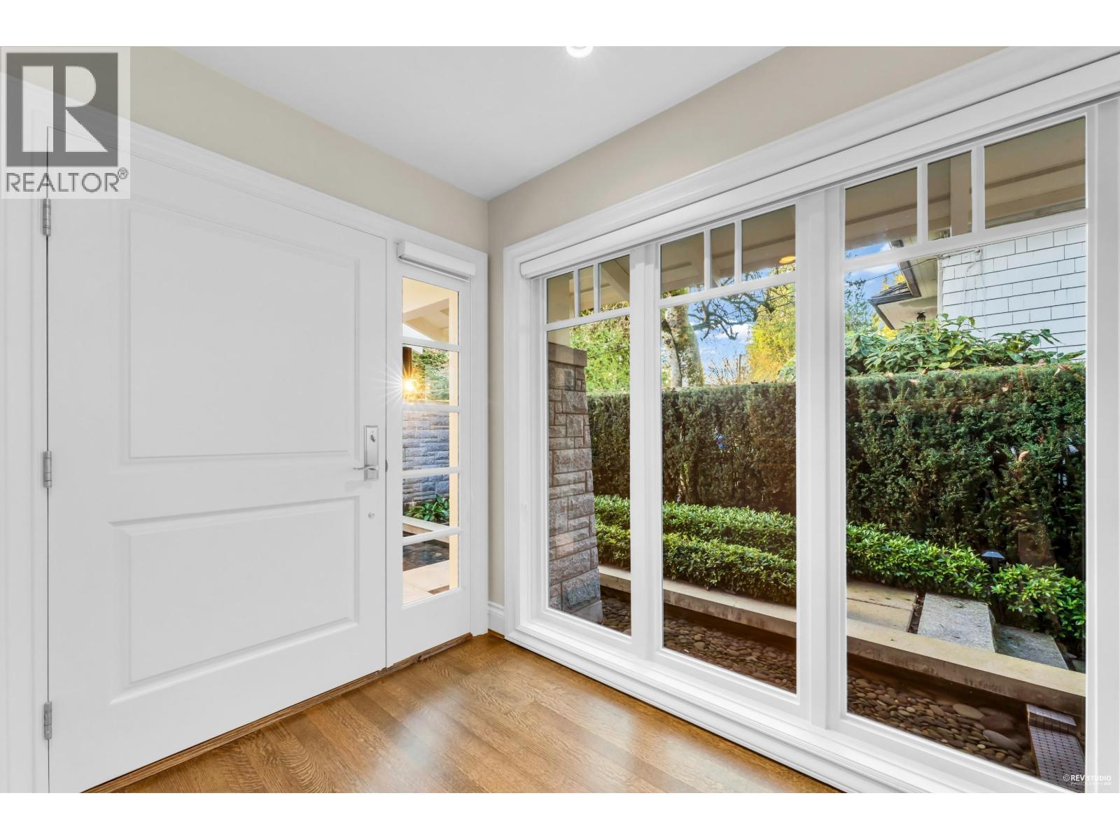 4358 Erwin Drive, West Vancouver, BC - With Exterior