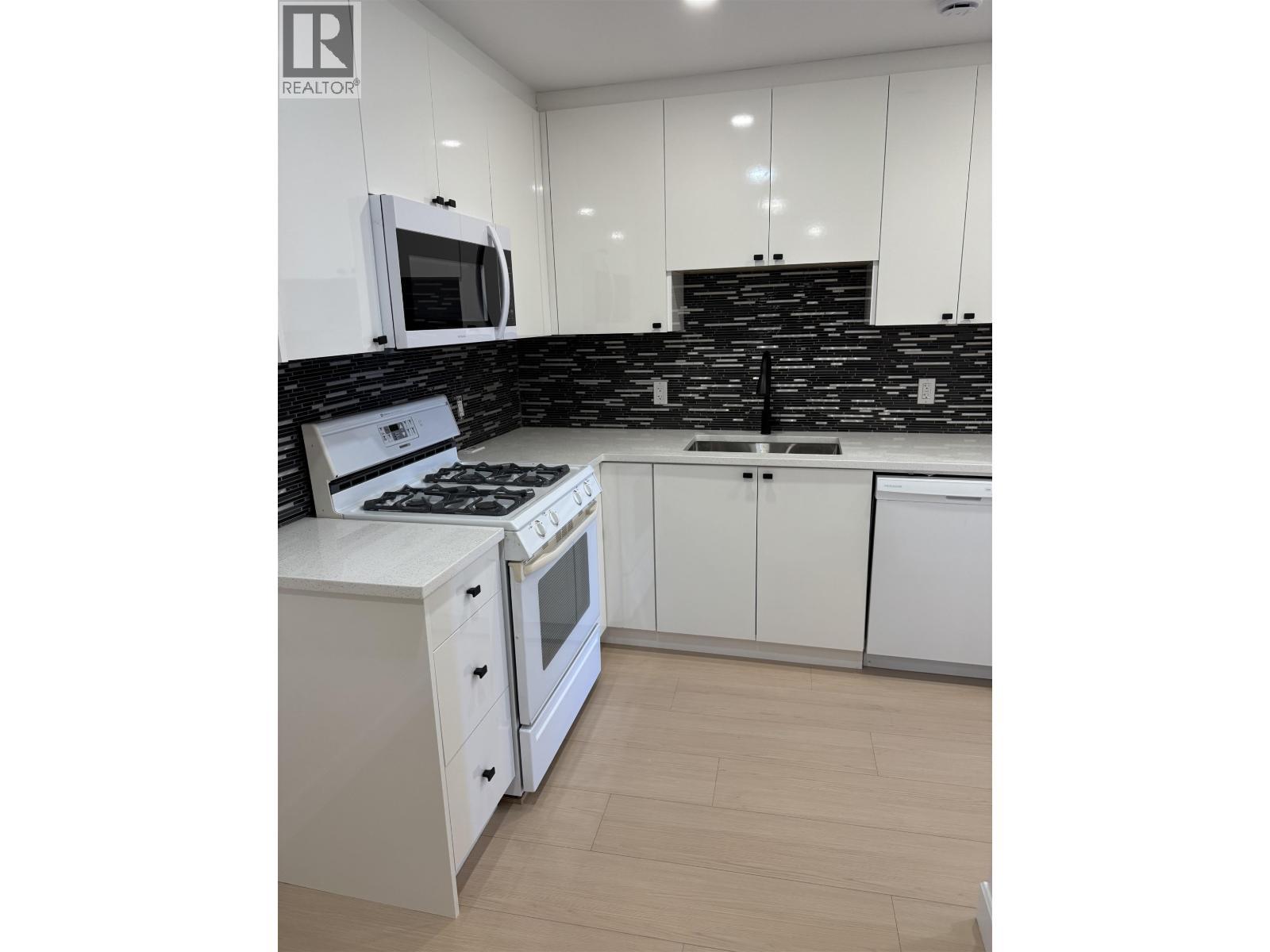 1880 Palmerston Palmerston Avenue, West Vancouver, BC