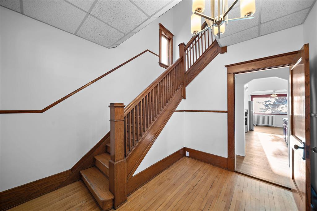 660 Machray Avenue, Winnipeg, MB - Indoor Photo Showing Other Room