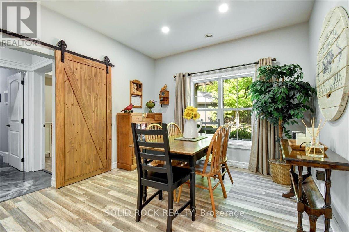 400 Pigden Road, Madoc, ON - Indoor Photo Showing Dining Room