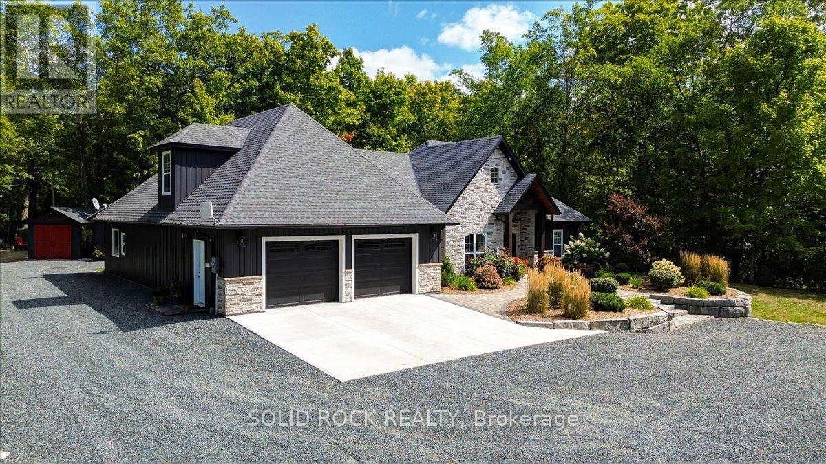 400 Pigden Road, Madoc, ON - Outdoor