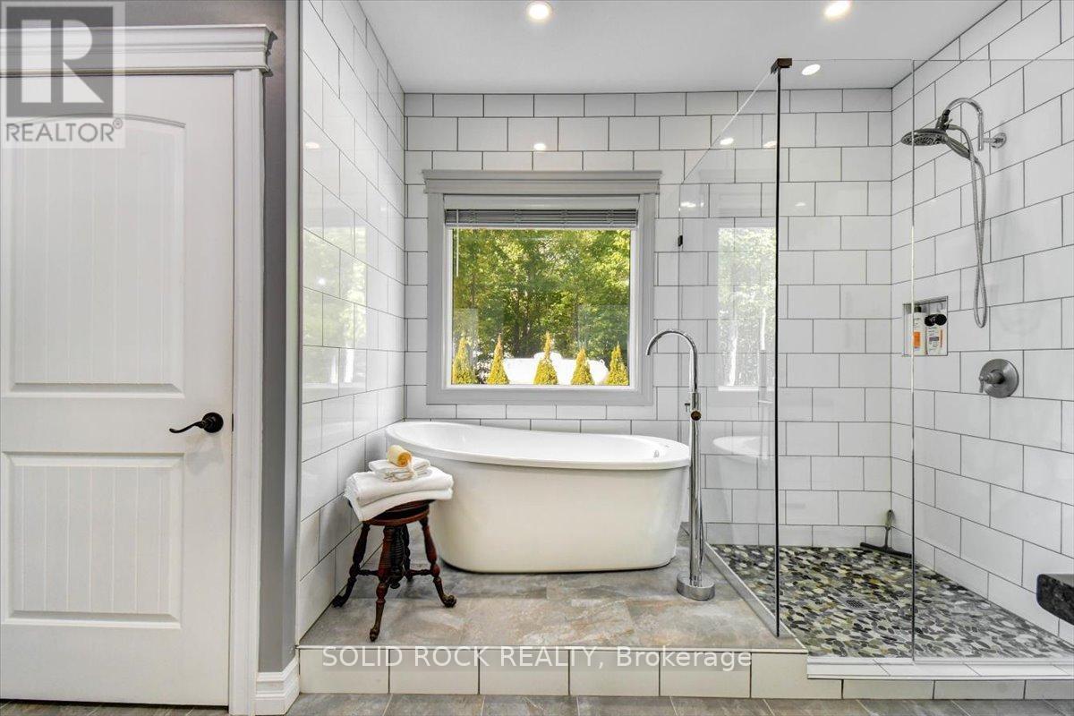 400 Pigden Road, Madoc, ON - Indoor Photo Showing Bathroom
